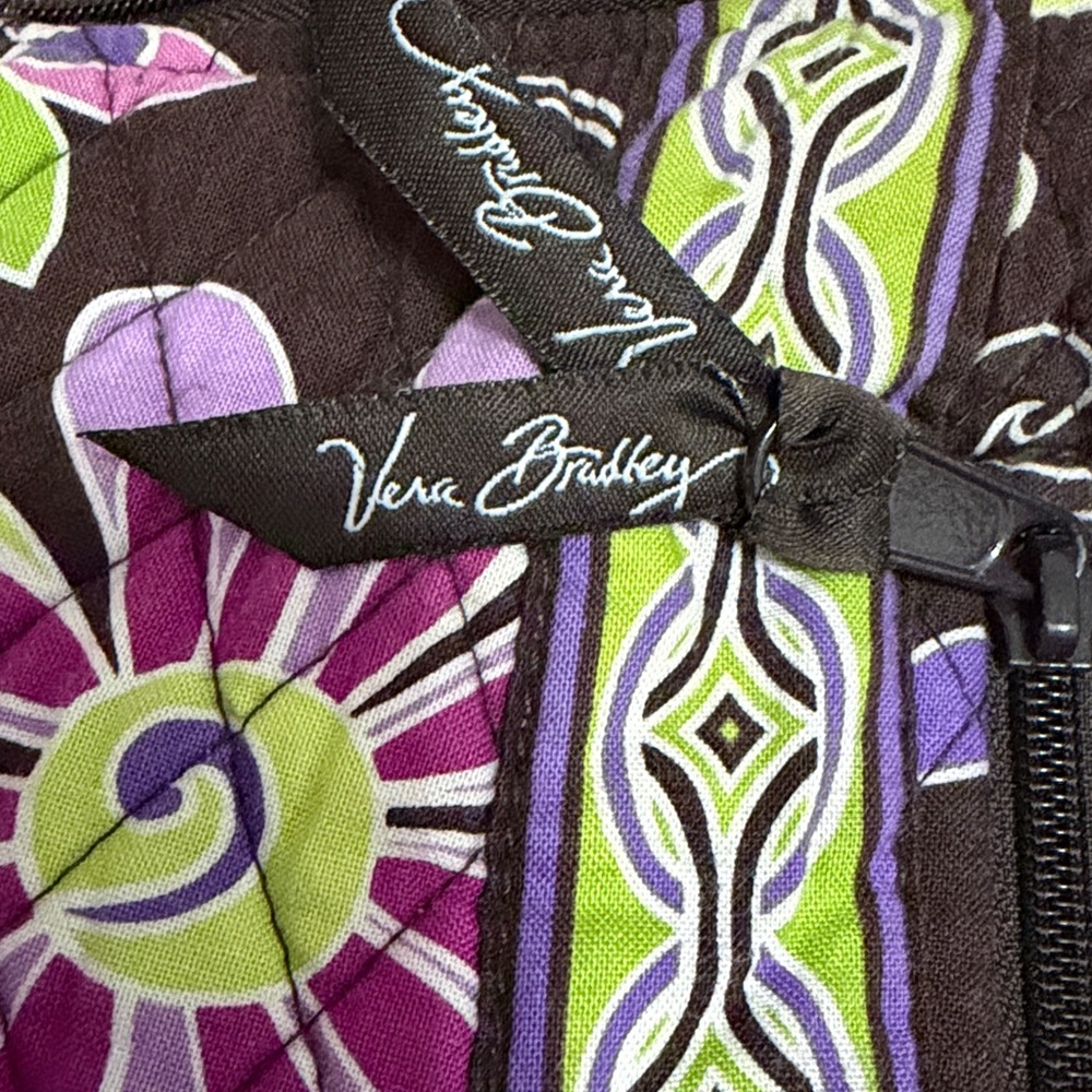 Vera Bradley Purple Punch Lisa B Handbag

Great Used Condition! - Picture 2 of 8